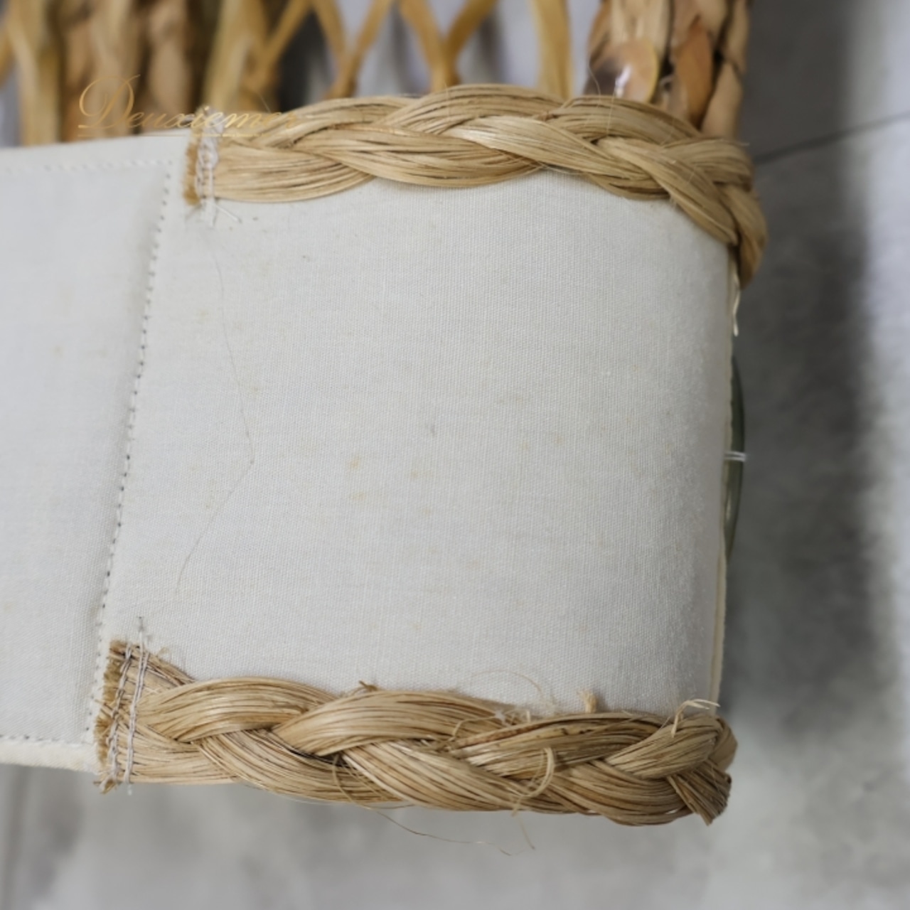 タヒチアンダンス 衣装 まとめ売り 全2点 セット ブラウン系 ヘッドドレス ネックレス 頭飾り 首飾り シェル 羽根 フラダンス 茶 黒 白 マジックテープ 小物 小道具 ダンス衣装 華やか ヘッド ブラック系 ホワイト系