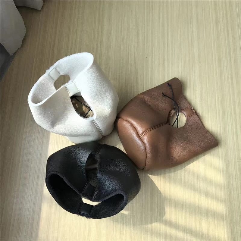 Vカットバケットバッグ