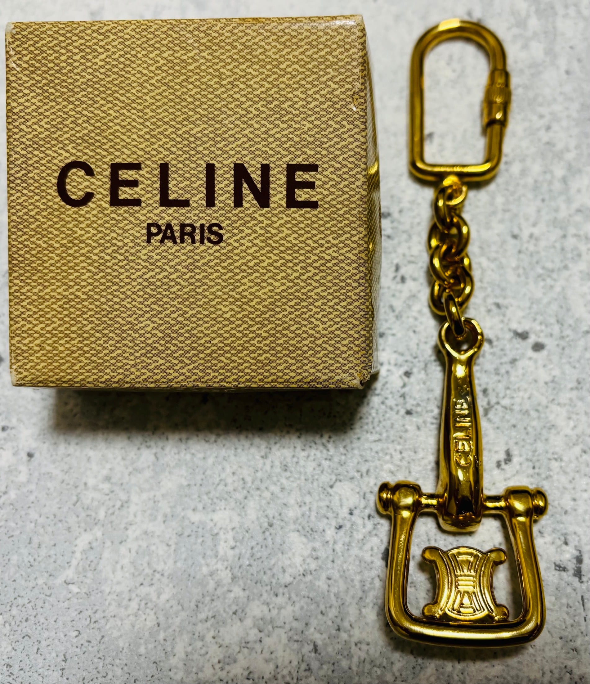 CELINE トリオンフチャーム キーリング 箱付き