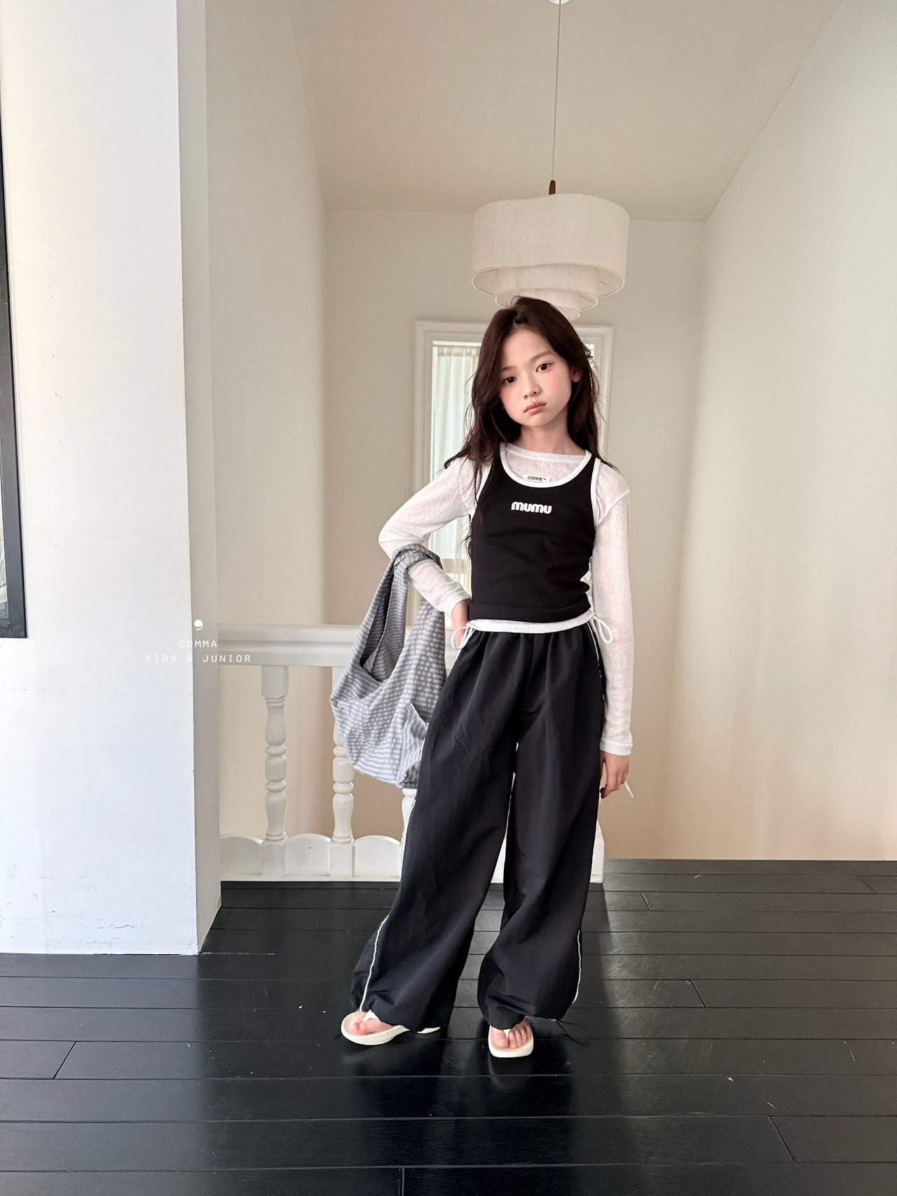 [COMMA] Mumu Sleeveless / [콤마] 무무나시