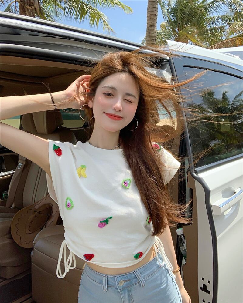 ニットTシャツ 刺繍スリムホワイトノースリーブトップス サマースタイル 夏物 ブラックストロベリース70568324932