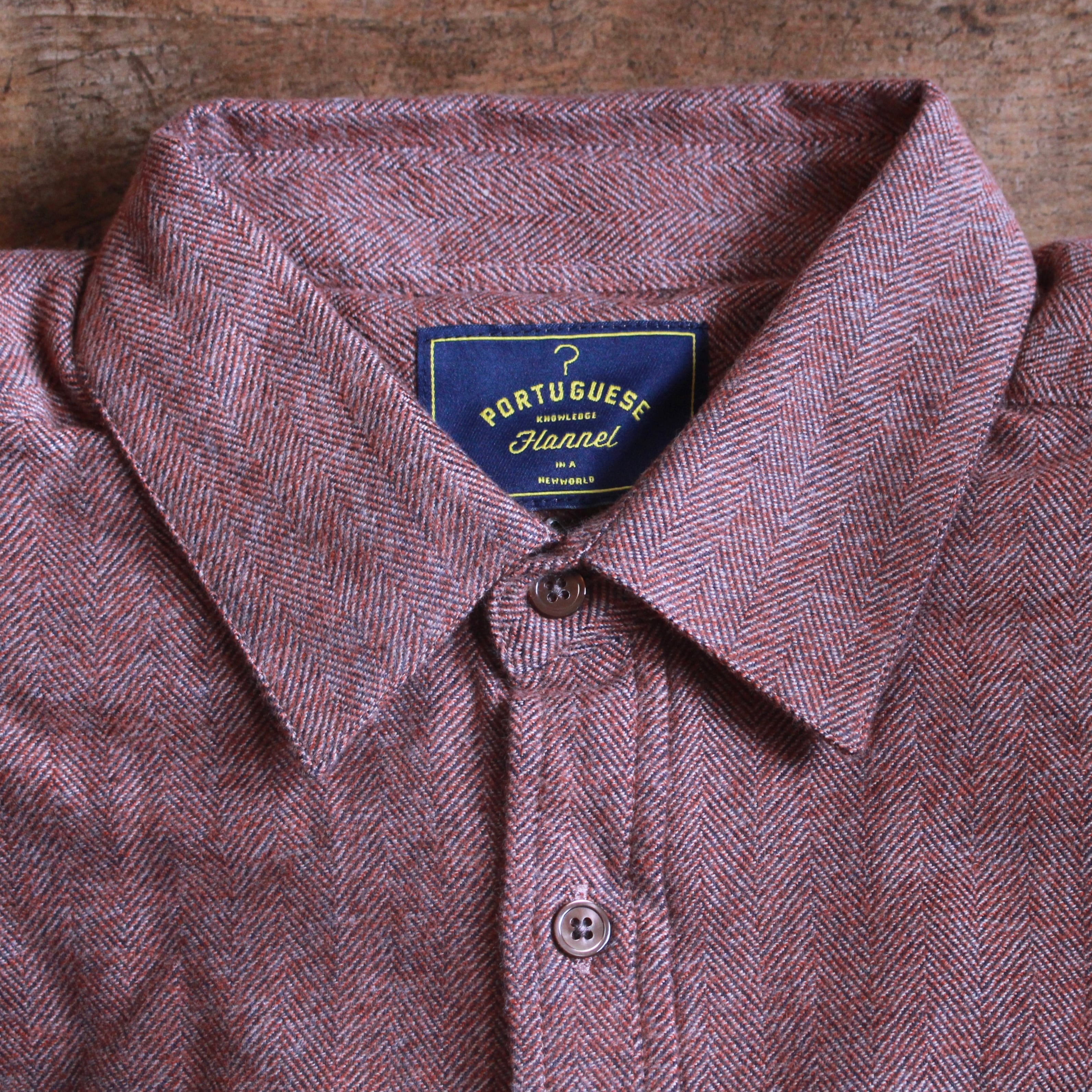 Portuguese cotton flannel shirt - herringbone red -