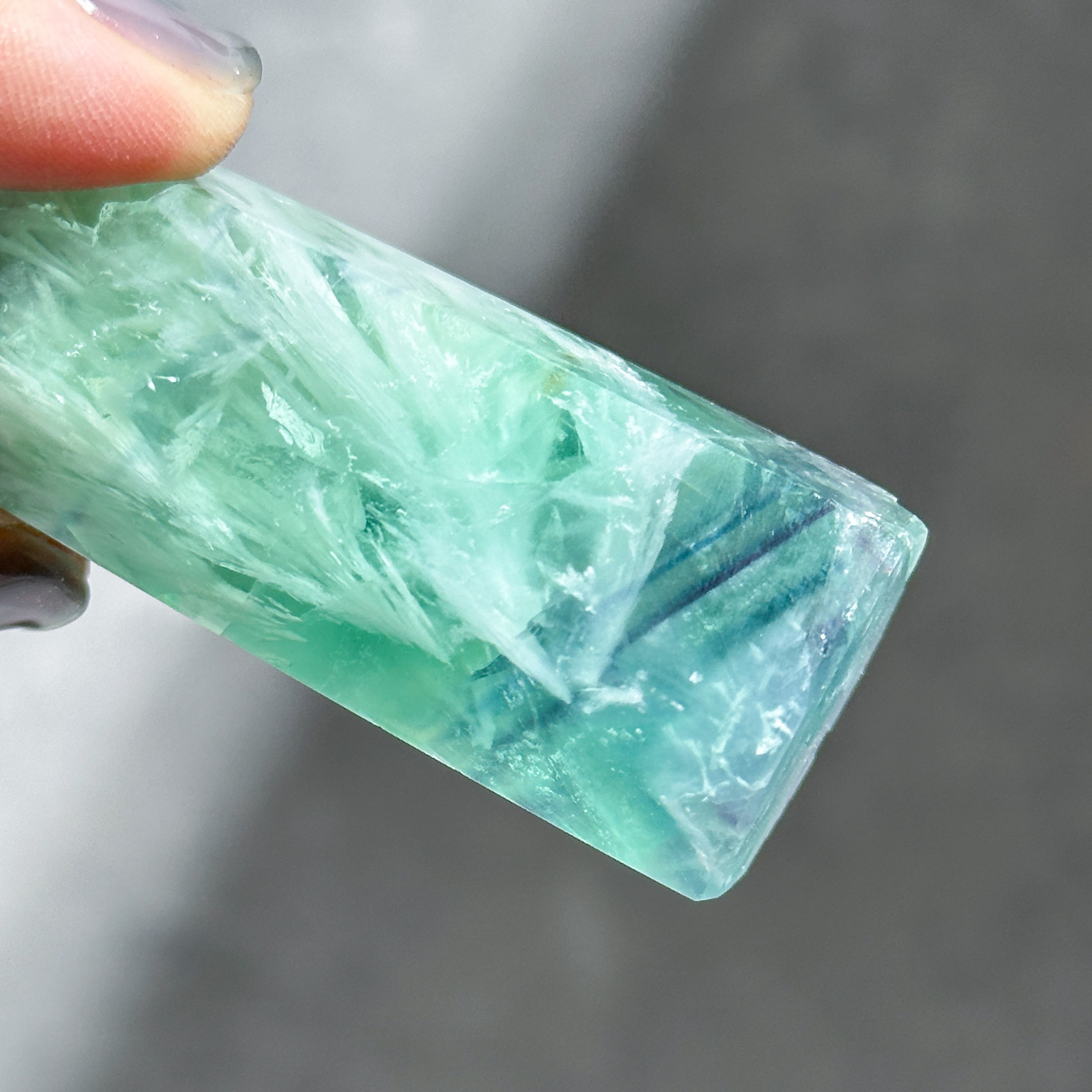 エンジェルフェザーフローライトタワー型62◇ Angel Feather Fluorite