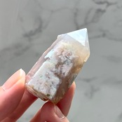 フラワーアゲート タワーC66*桜瑪瑙*天然石インテリア*パワーストーン*天然石置き物