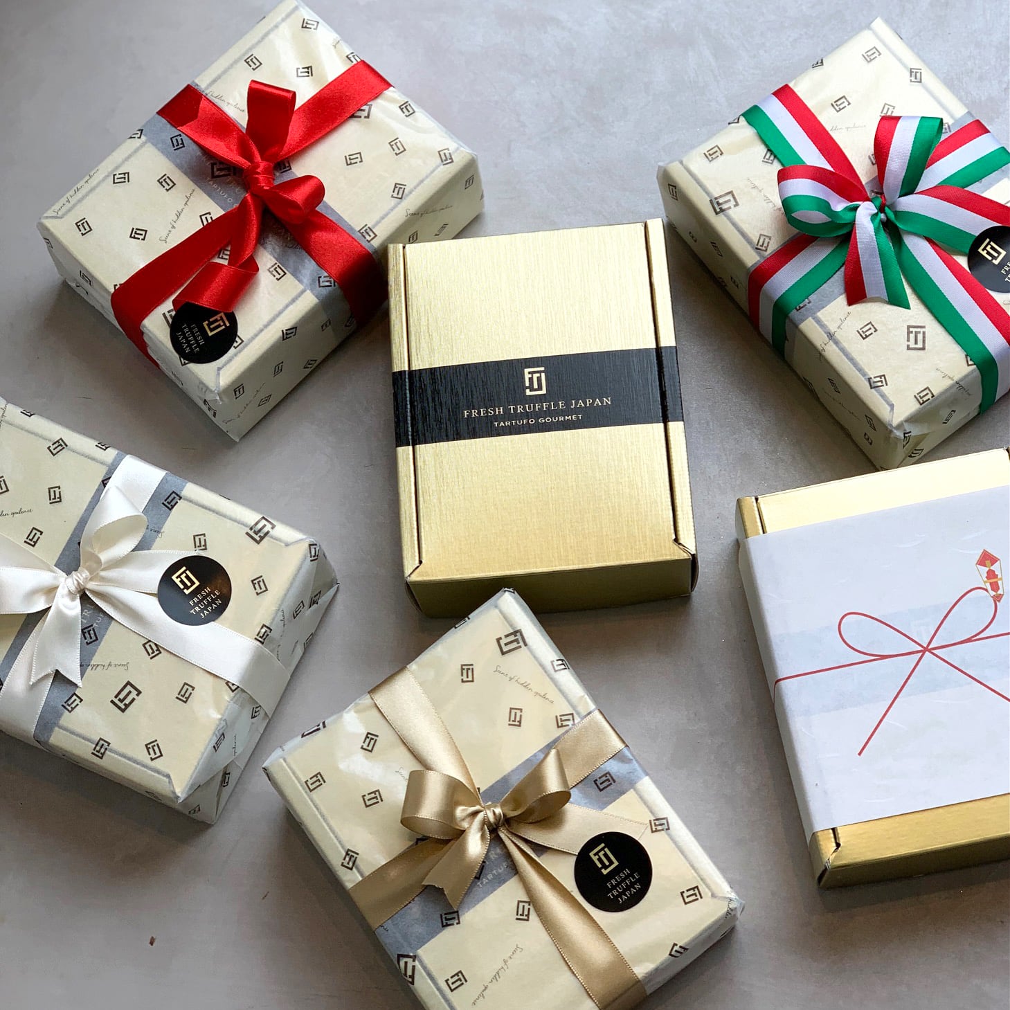 プレゼントラッピング 未開封! 新品未開封☆包装紙2色セット 百花