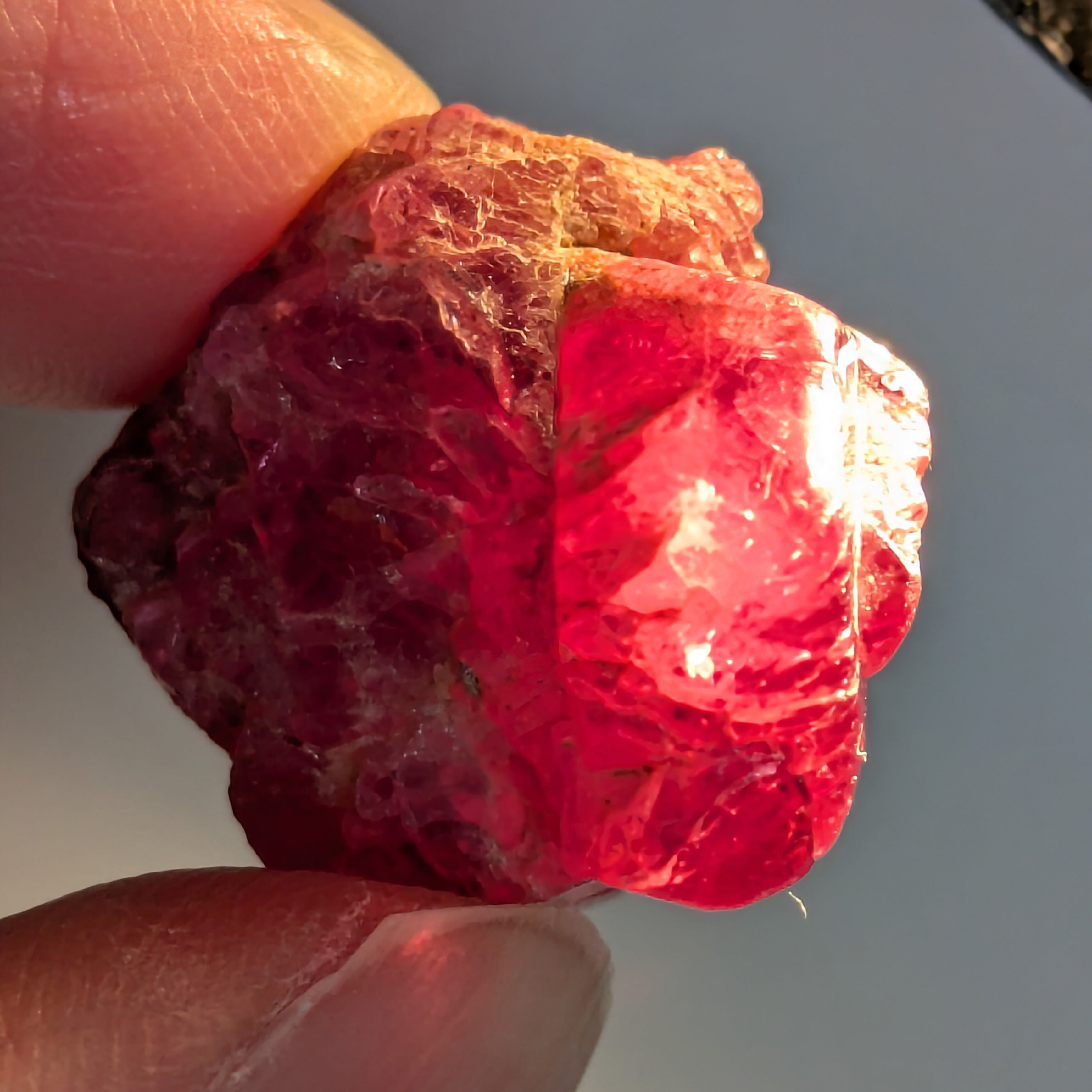 スピネル原石 ミャンマー・モゴック産【38.04ct】 PRO209357 | Gem's
