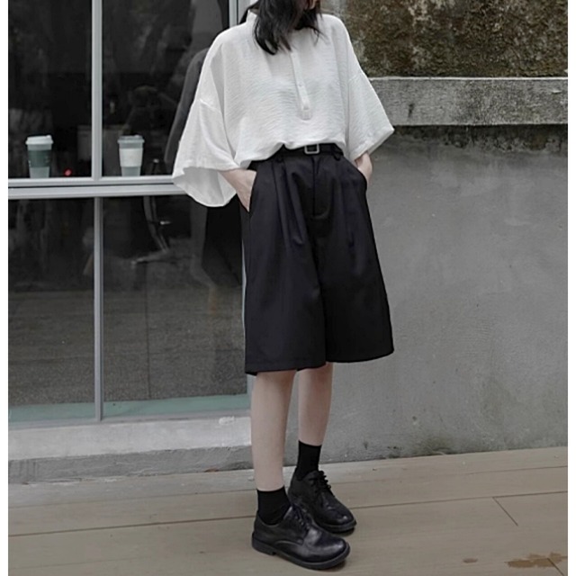 Tucked wide half pants C0261