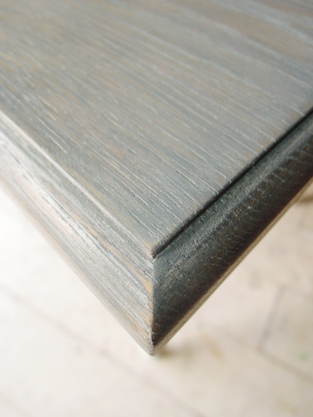 フランスアンティーク調ターンドレッグダイニングテーブル　“デコラティブ”（ホワイトオーク天板ろくろ足テーブル）　W1400〜2400　4〜8人掛け　引き出し付きダイニングテーブル