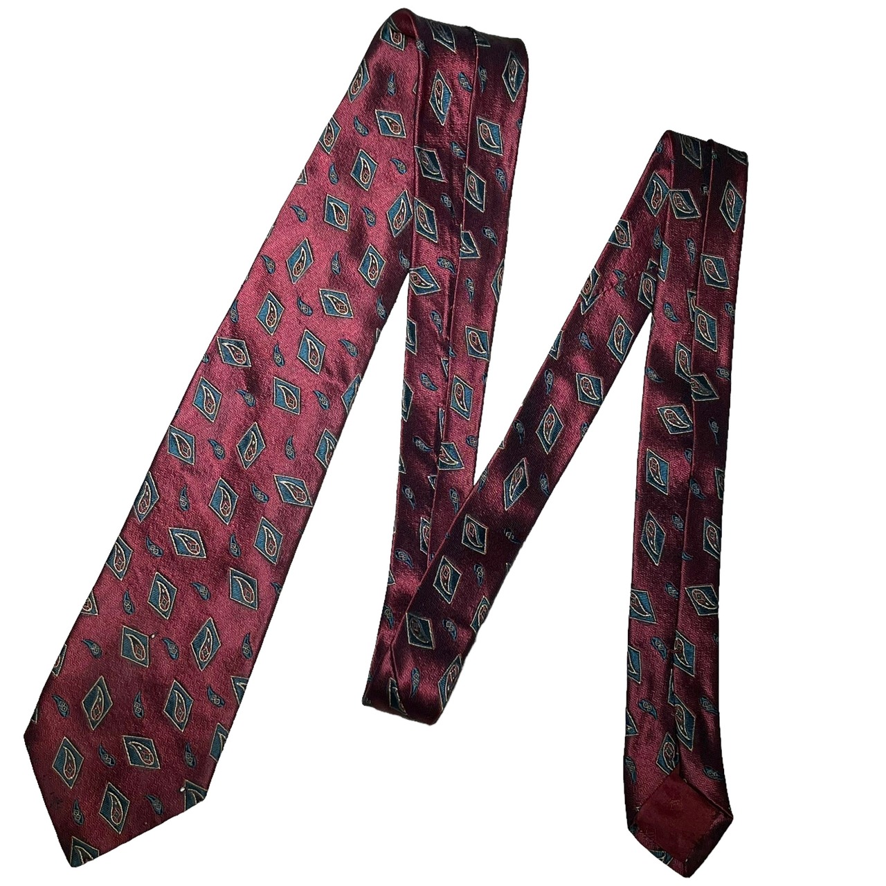 CHANEL silk tie
