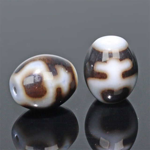 〔Z68-6〕【 天珠】約14x12mm 宝瓶天珠 守り 開運 風水 【ランダム発送】