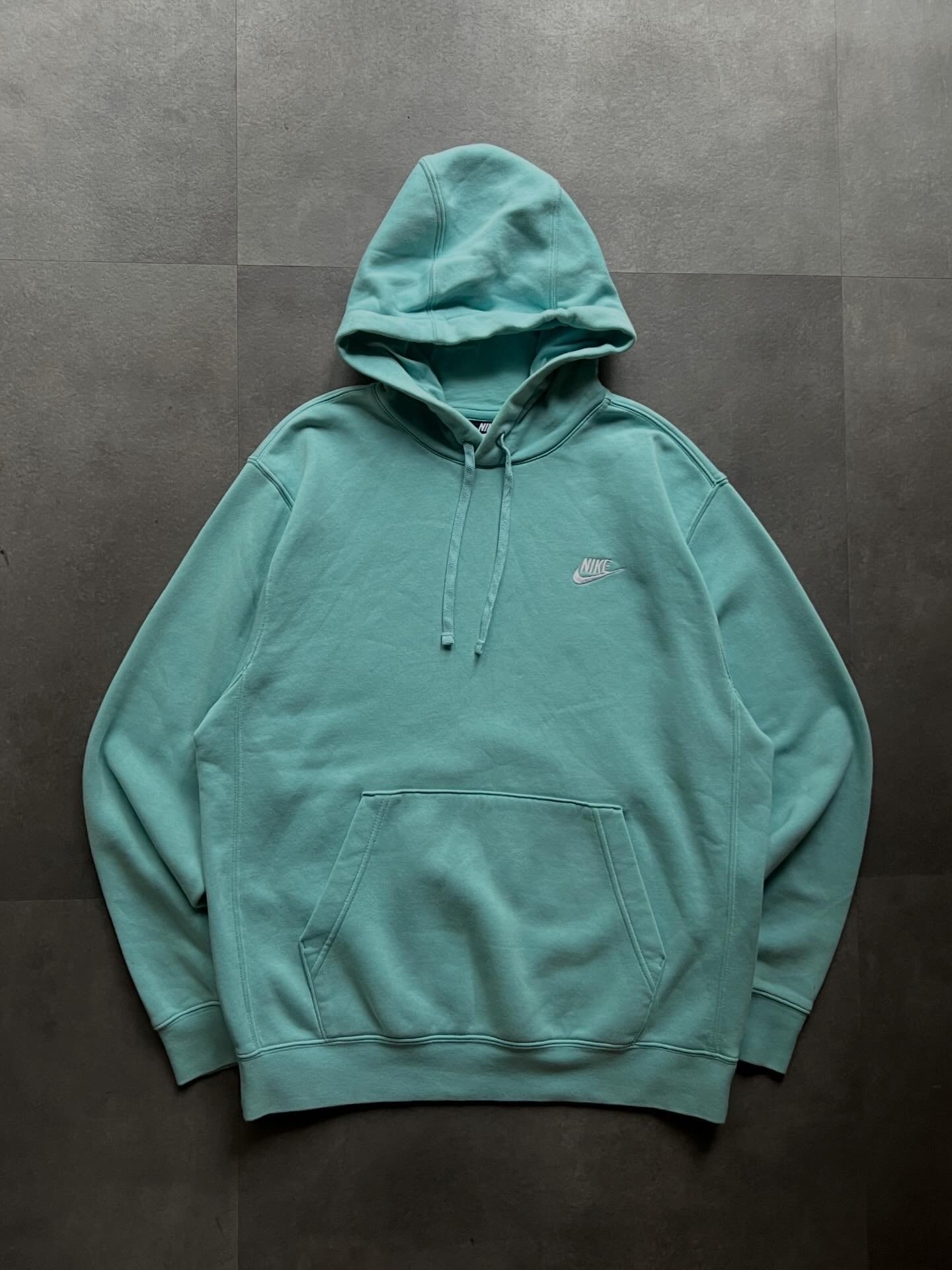 NIKE ワンポイント 刺繍ロゴ プルオーバー パーカー ミント L | Léon