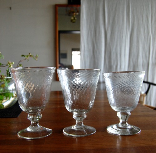 【トルコガラス】吹きガラスの足付きグラス【3個セット】