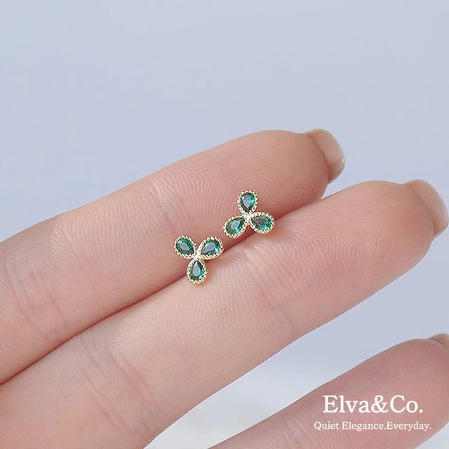 Emerald Clover Pierce（エメラルドクローバーピアス）