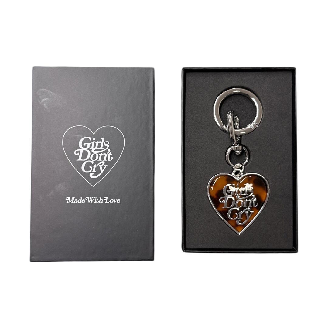 Girls Don't Cry Key Holder (Silver) | A WORD.ONLINE SHOP