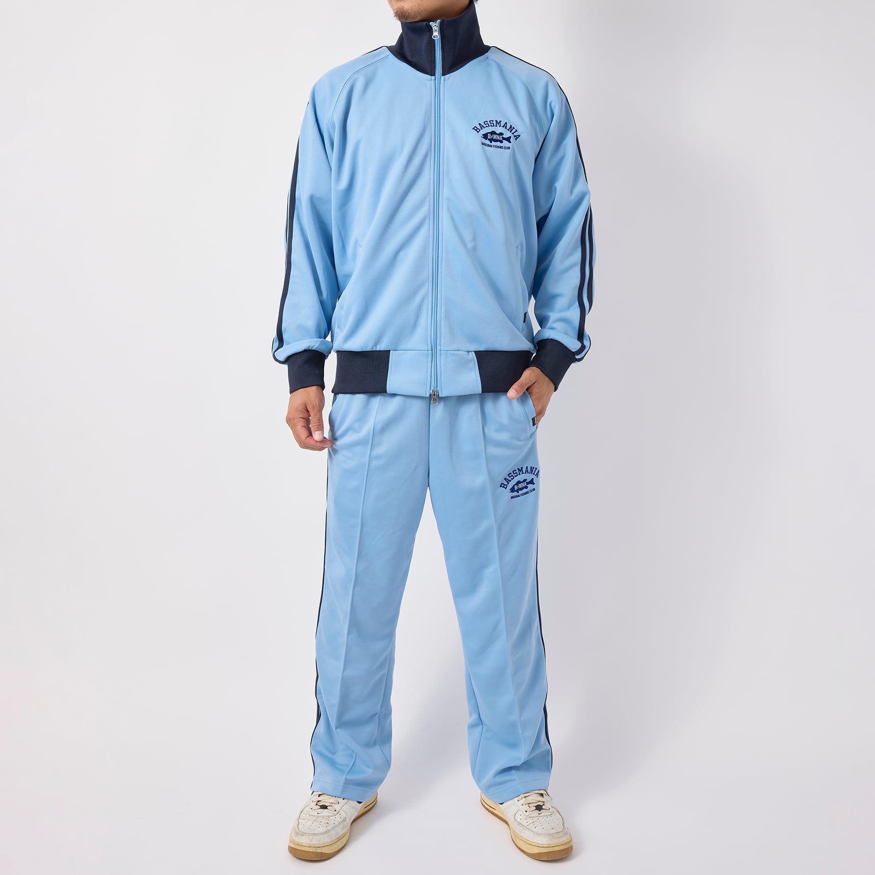 アーチロゴ刺繍スムーストラックジャケット ［BLU×NVY］ | bassmania.jp