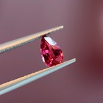 レッドスピネル 7.4x4.7x3.1mm,0.70ct, ベトナム産