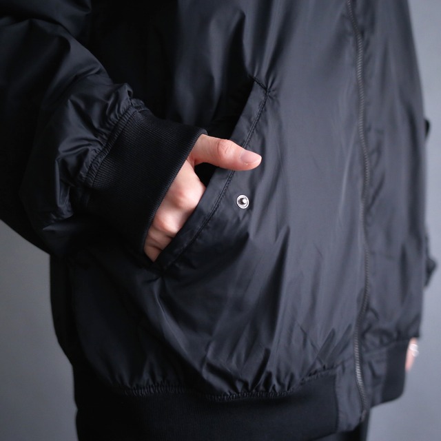 black one-tone loose ma-1 bomber jacket