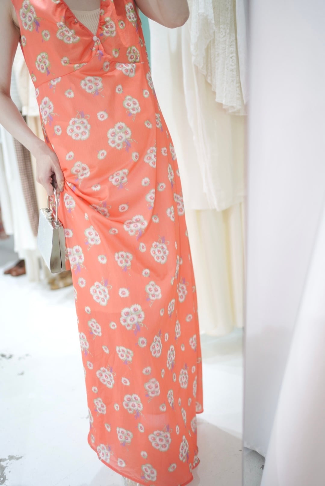 bouquet orange dress