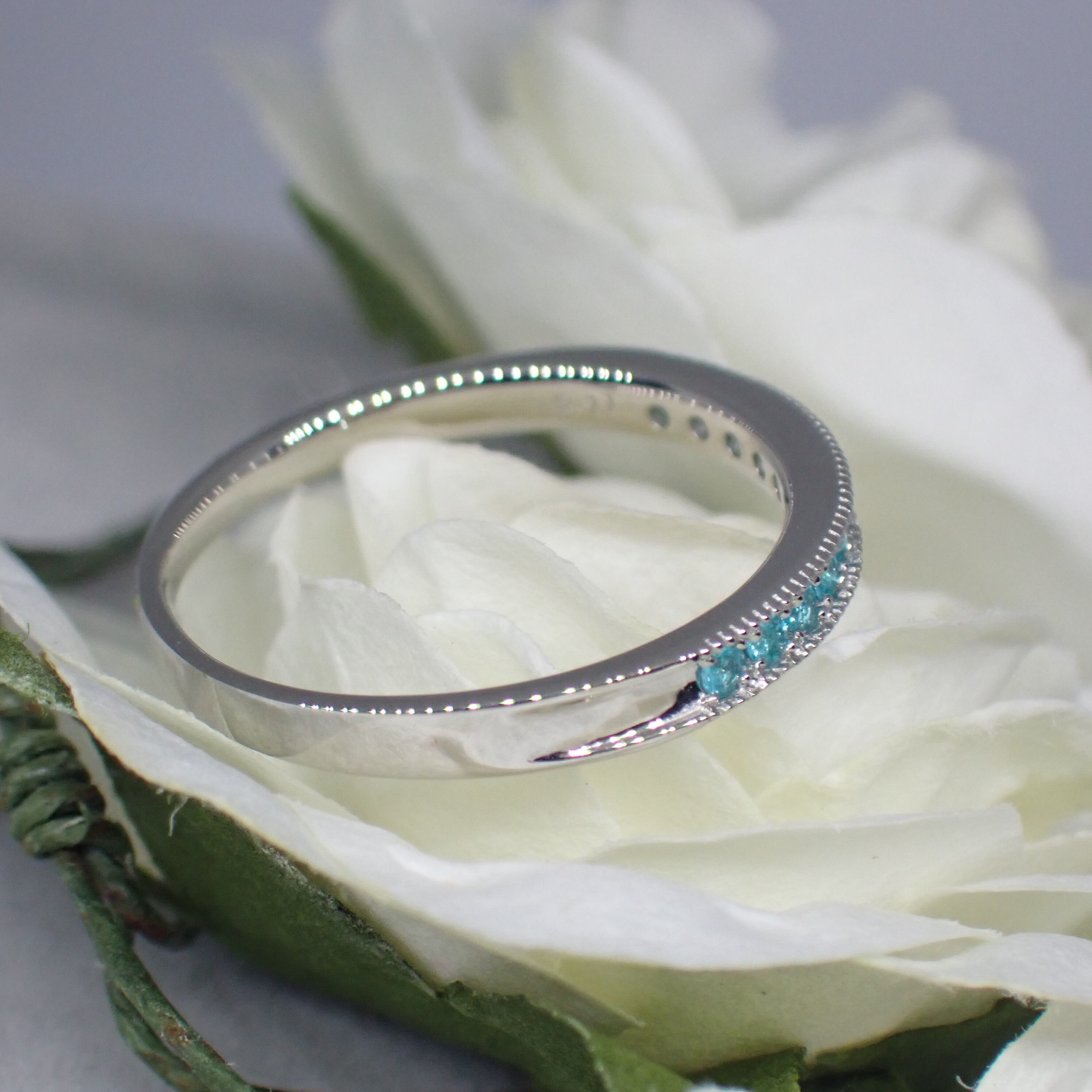 サンプルリングSALE】ブラジル産パライバトルマリン☆ハーフエタニティ  