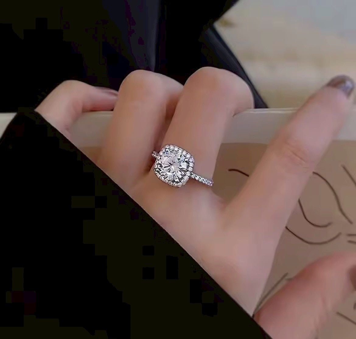 【褒められ指輪】モアサナイト0.5ct ハローデザイン｜S925刻印＆GRA付き モアサナイト 0.5ct ハローデザインリング｜S925刻印＆GRA鑑定書付