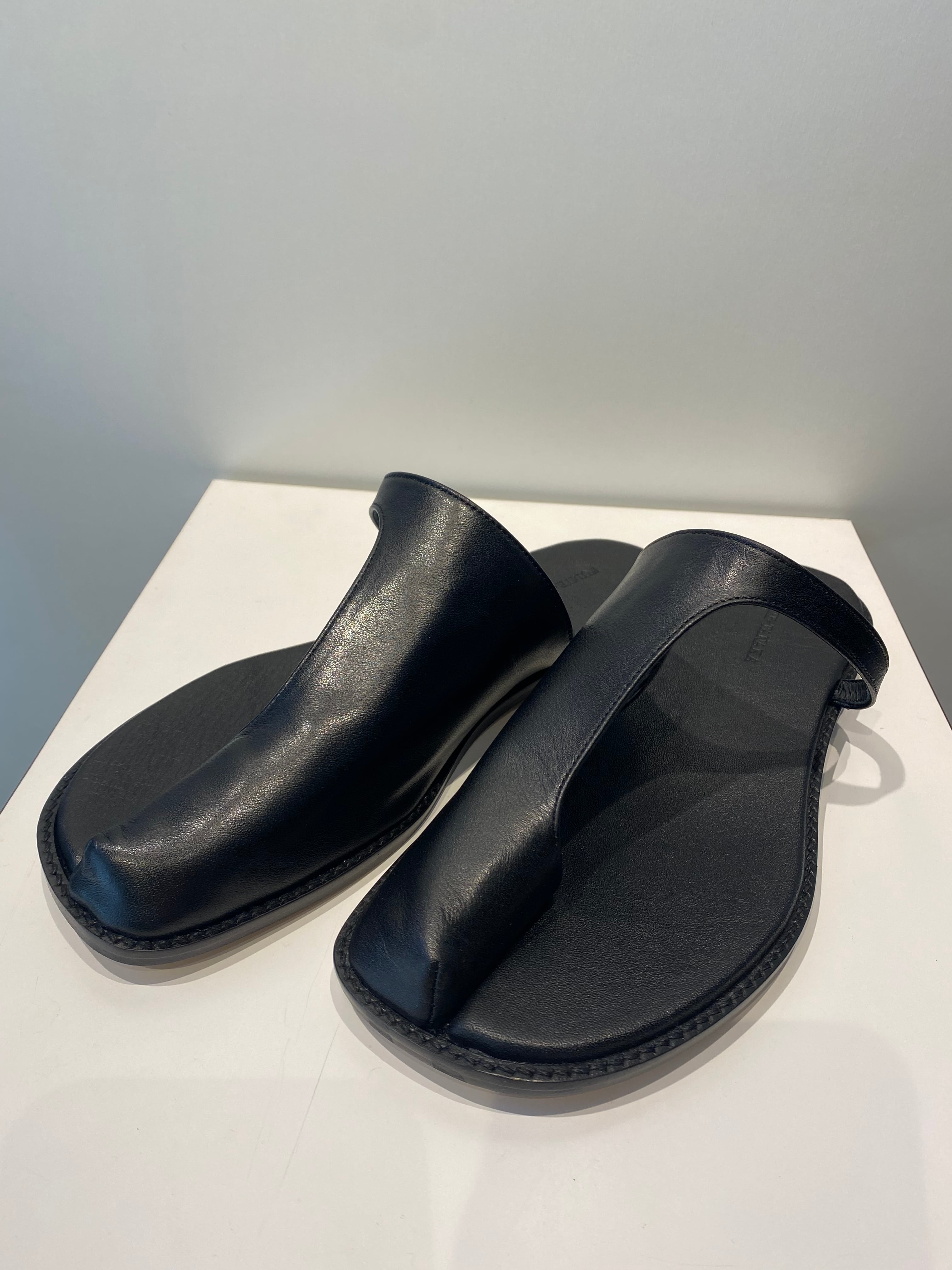 FUMIE=TANAKA cover finger sandal | AAR FUMIE=TANAKA cover finger sandal | AAR
