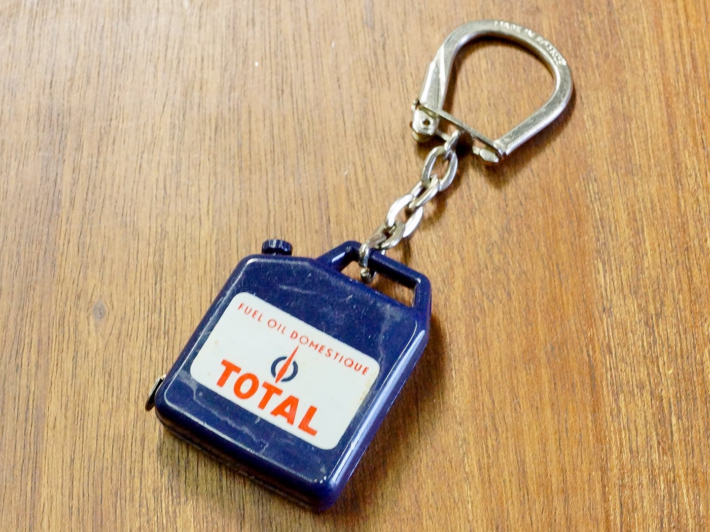 【Vintage】フランス TOTAL 巻き尺 キーホルダー/キーリング /kc09