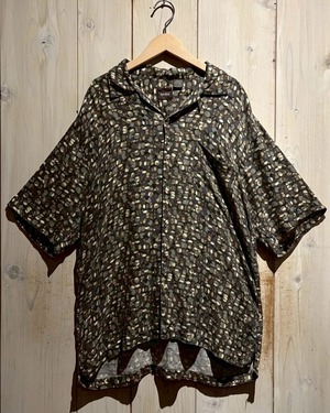 【a.k.a.C.a.k.a vintage】"Neiman Marcus" Art Pattern Vintage Loose S/S Open Collar Shirt