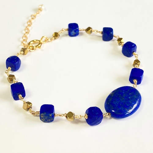 【heartwarming bracelet 】　Lapis lazuli（ラピスラズリ）