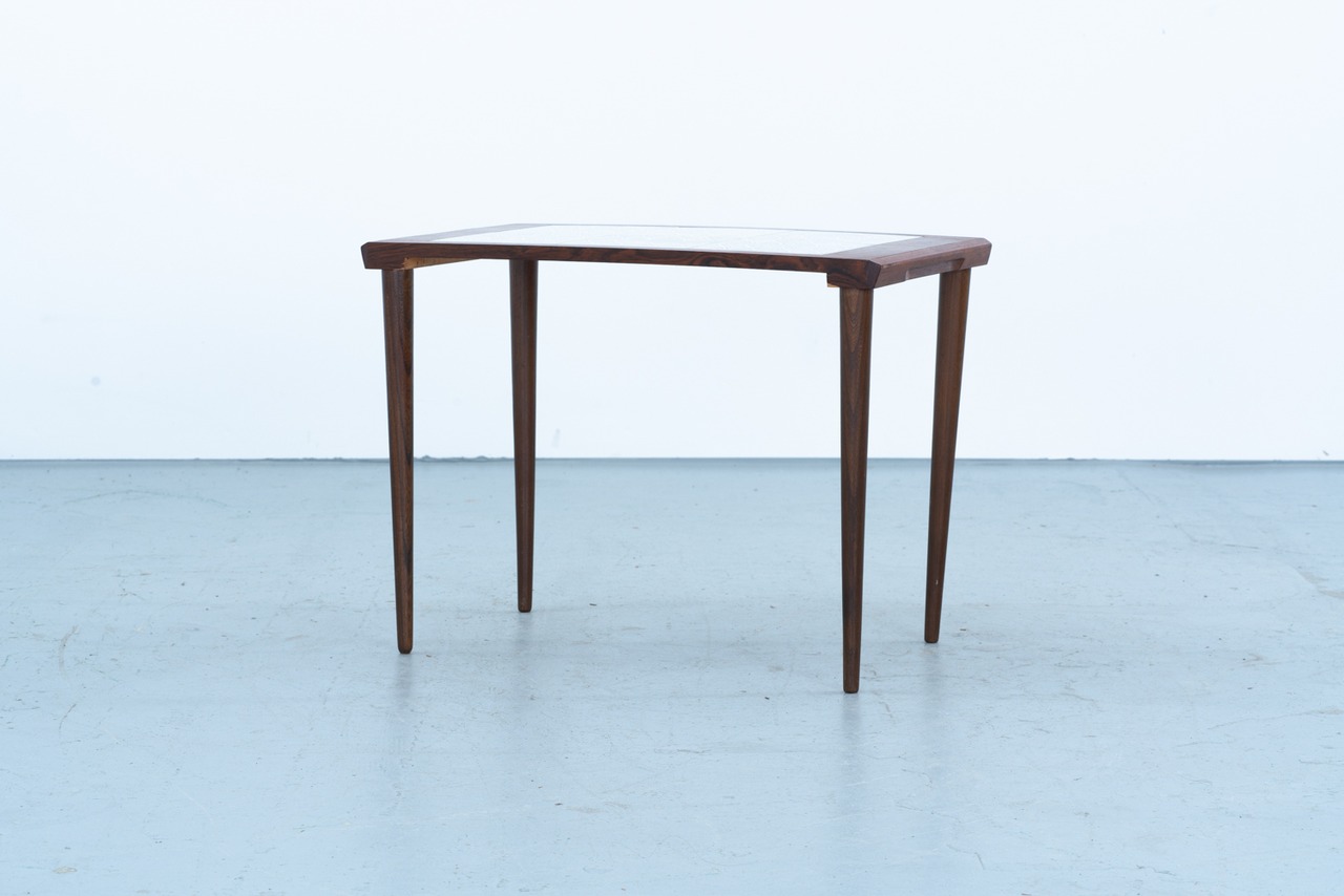 【as it is】Nest Table