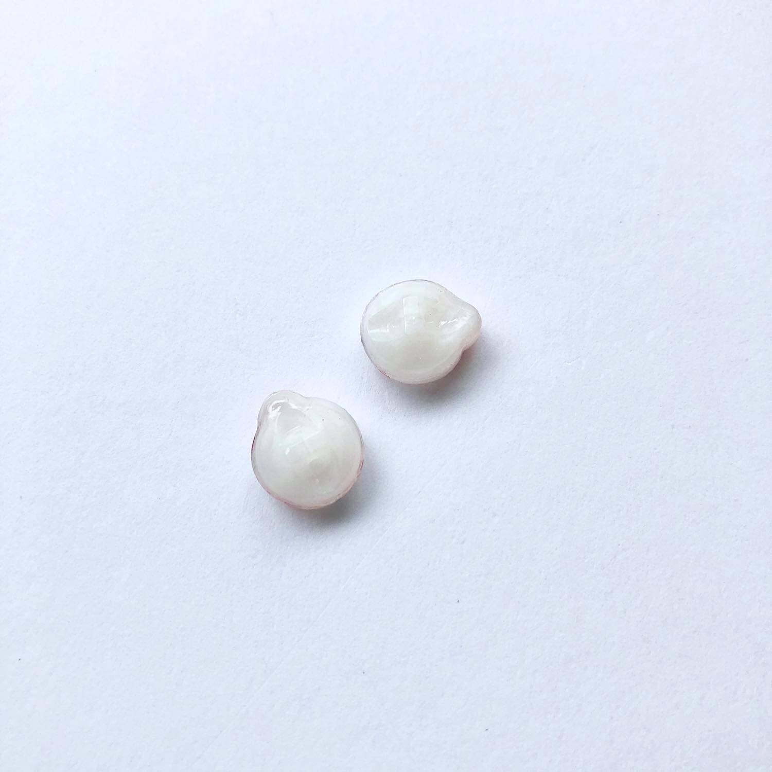 最終入荷〉てんとう虫チェコガラスボタン | Dua-アクセサリーパーツ