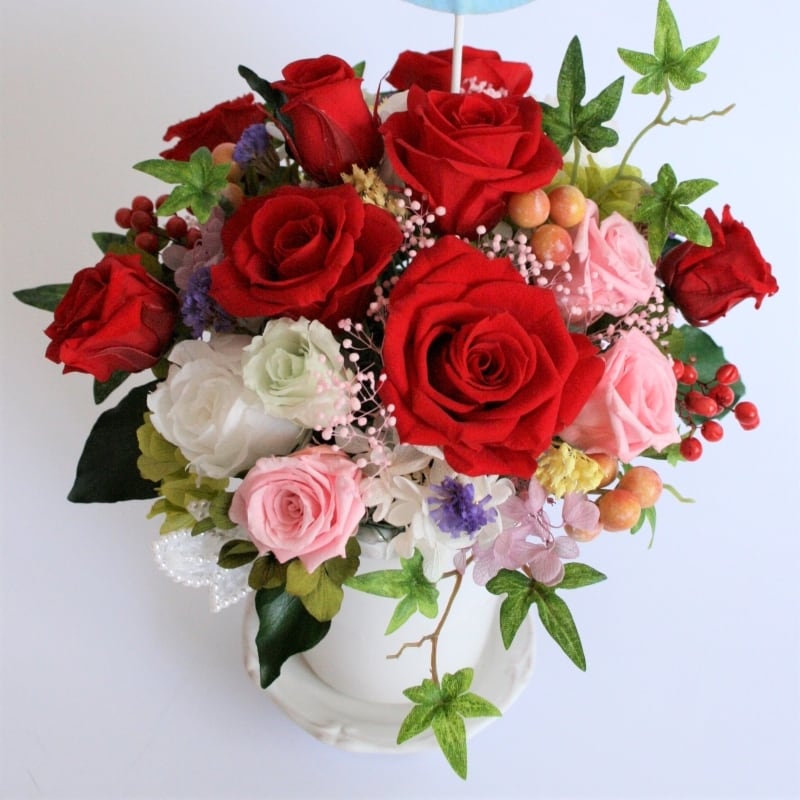 真紅のプリザーブドフラワーアレンジメント