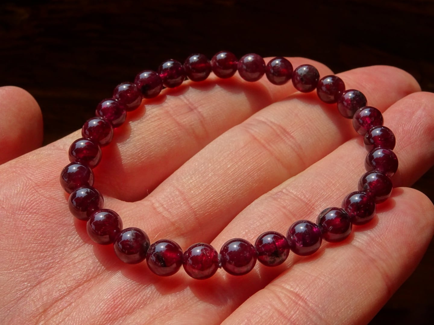 ガーネット・ブレスレット(6mm×28) ~Garnet Love~