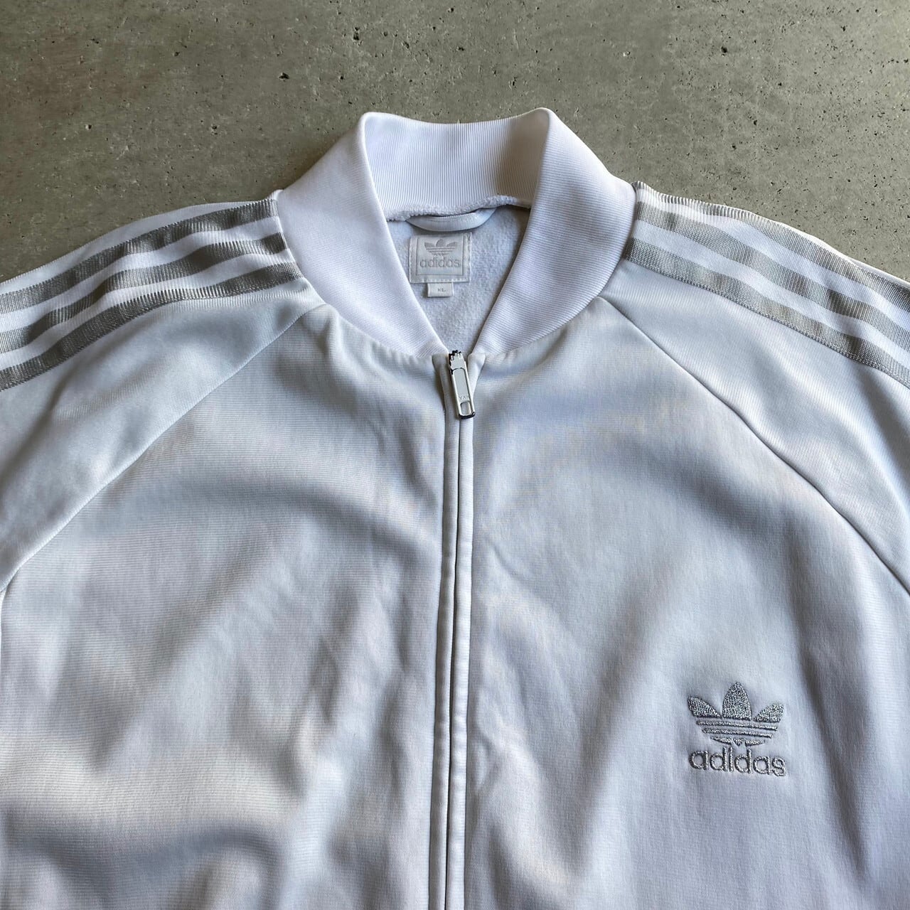 ビッグサイズ 00年代 adidas アディダス ワンポイントロゴ 刺繍 ライン