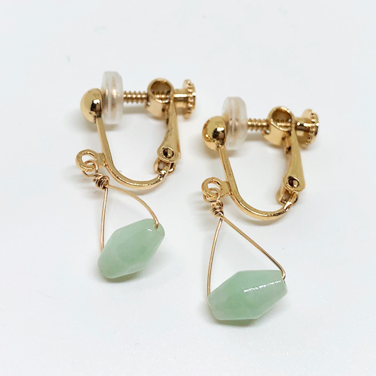 重くなく使いやすさ抜群！翡翠トライアングル ピアス・イヤリング A貨翡翠 jd_mm1043