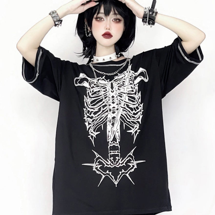 サブカル系 スケルトン柄 取り外し可能な装飾チェーン付きTシャツ|天使と悪魔