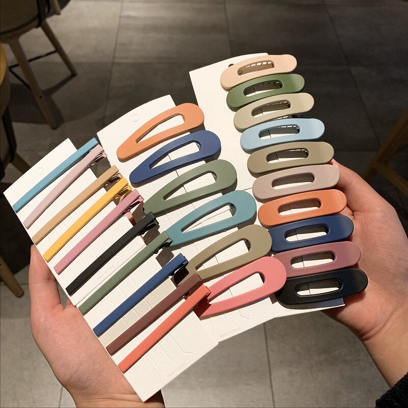 カラーレッドヘアアクセサリー サイドバック 大人ガーリー スウィート キュート カジュアル ブラック・アイド・ピーズ6413284215