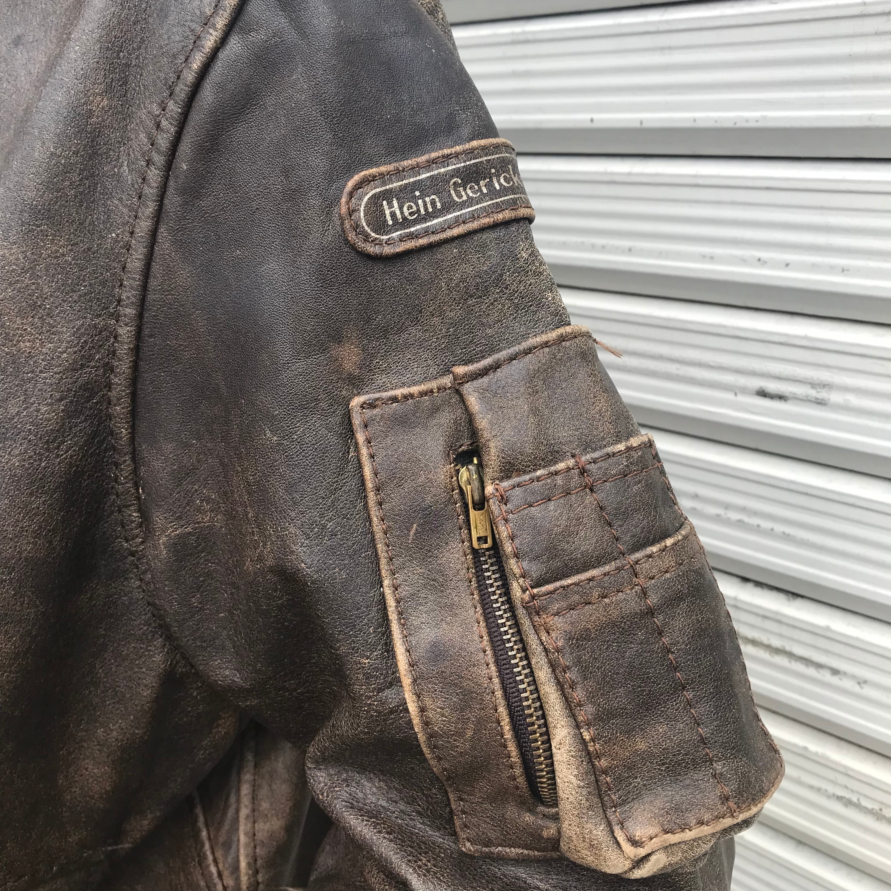 ドルチェ＆ガッバーナ/D＆G】色あせ加工のヴィンテージレザー！ 収納 