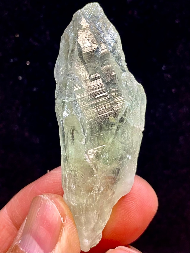 11) グリーン・アメジスト「プラシオライト」原石