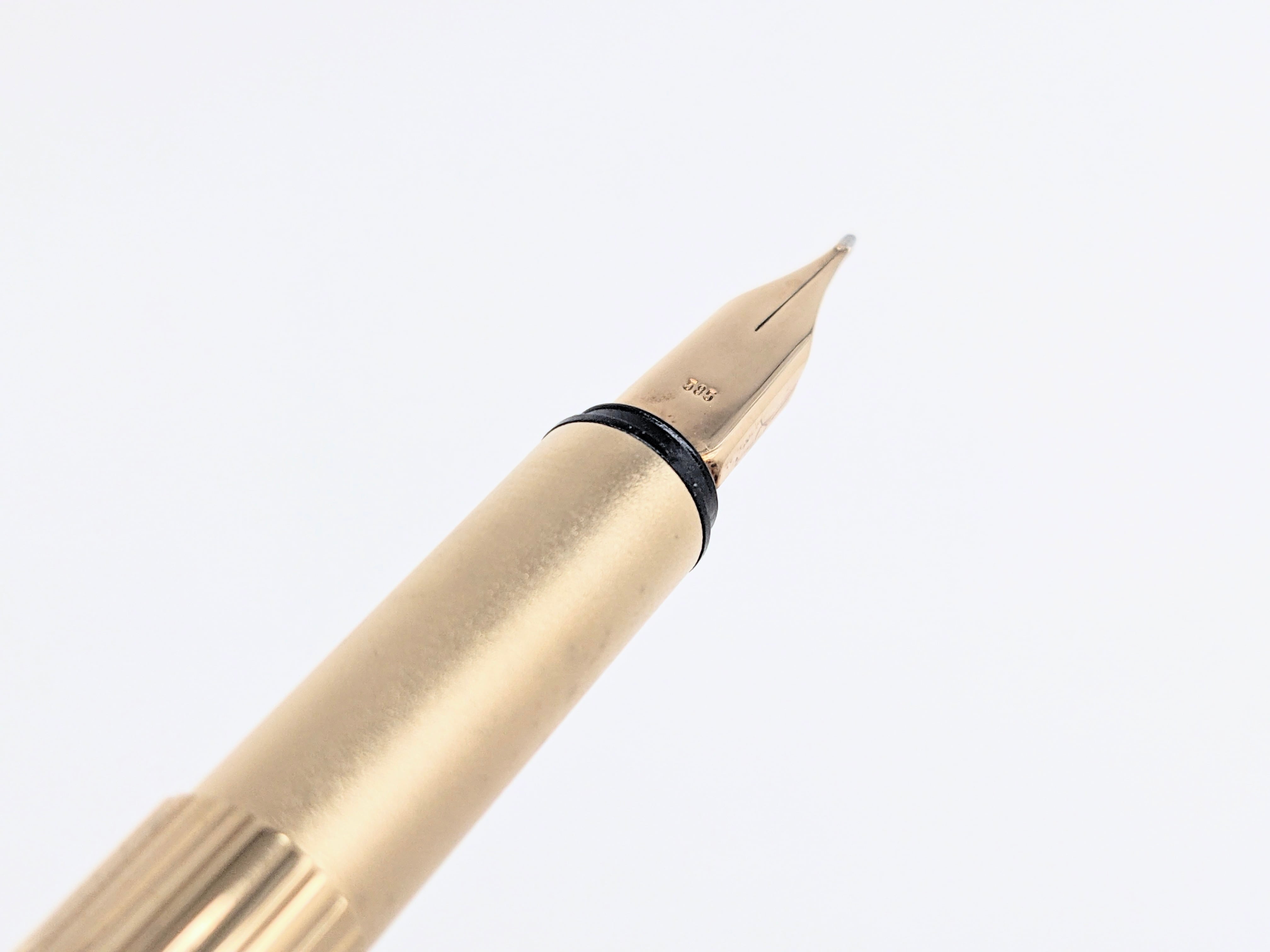 モンブラン MONTBLANC ノブレス 万年筆 ペン先 585(K14) F(細字 モンブラン MONTBLANC ノブレス 万年筆 ペン先 585(K14) F(細字