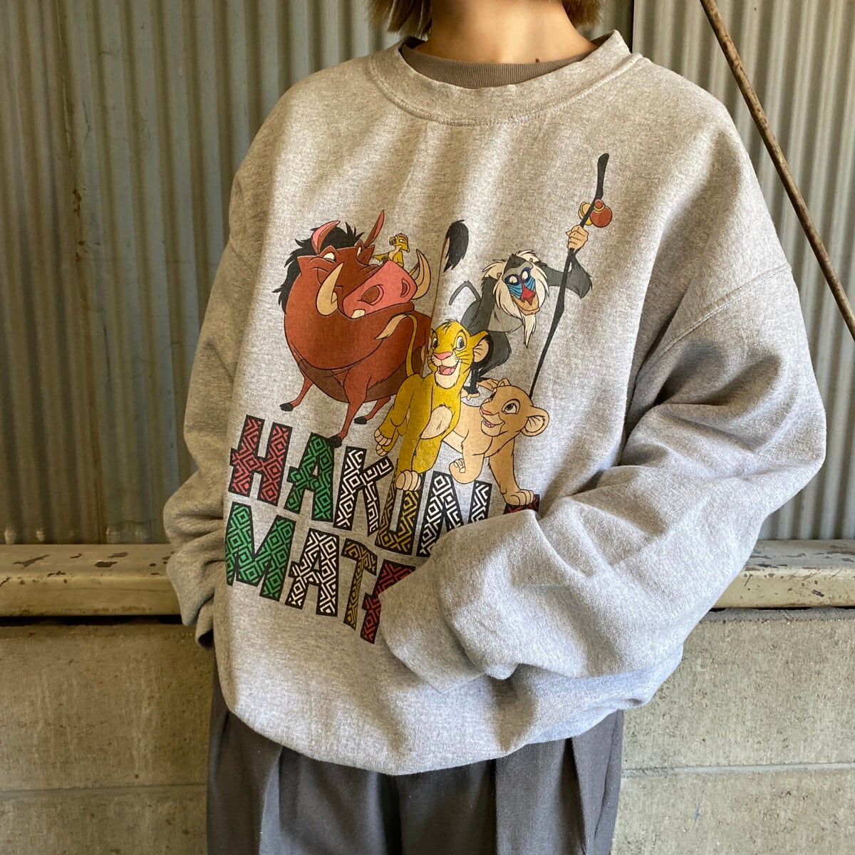 90s 00s ディズニー オフィシャル ライオンキング 刺繍 Tシャツ XL