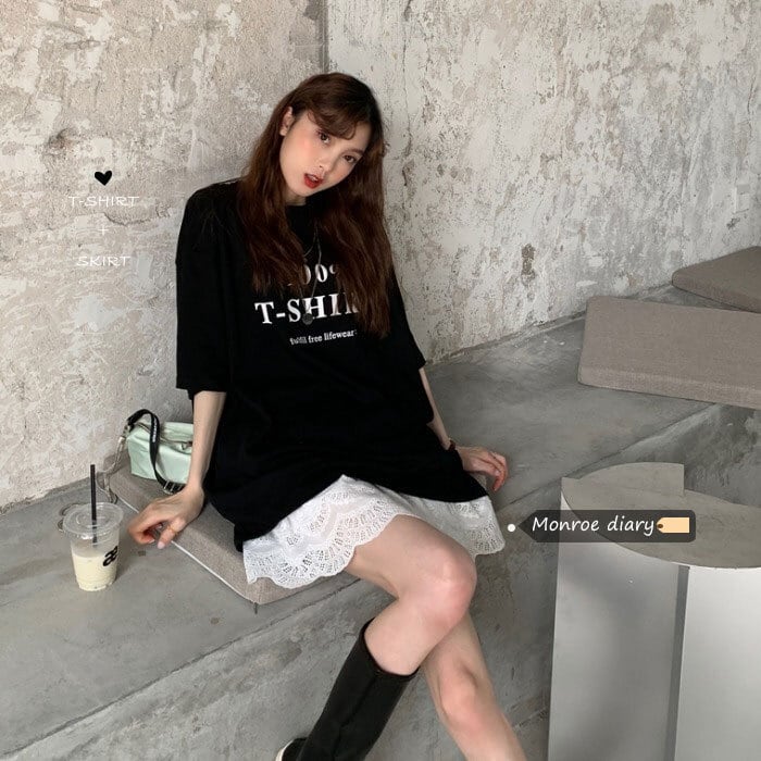 ブラックTシャツ シャツ トップス サマールーズ 夏物 モンロー12849274822