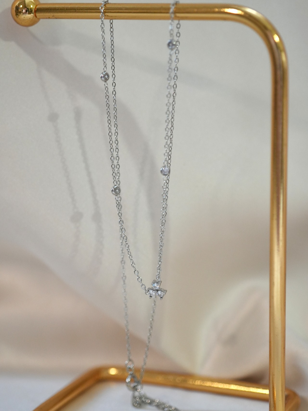 fifth mini dia necklace