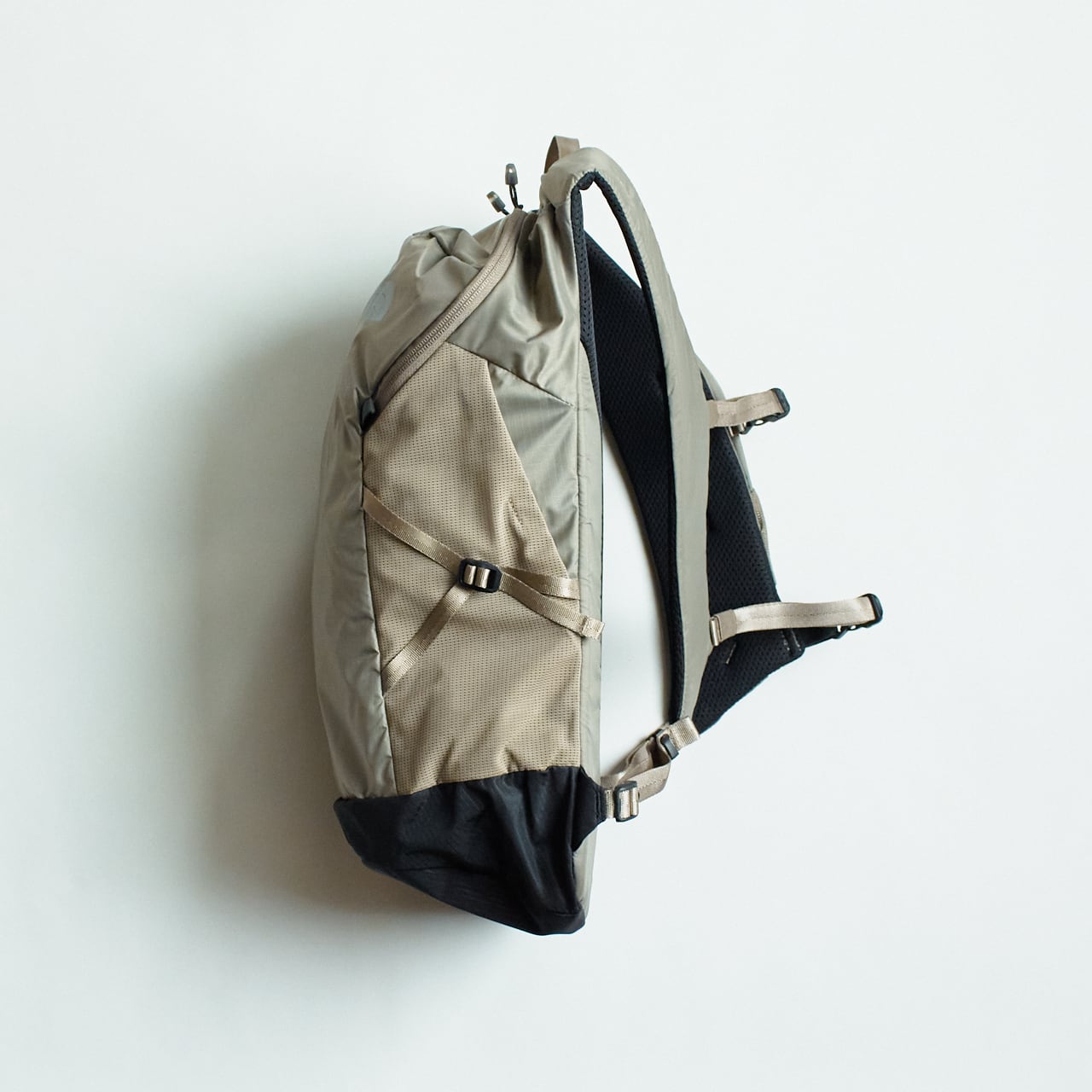 THE NORTH FACE （ザ・ノース・フェイス）ワンマイル16 マッシュルーム