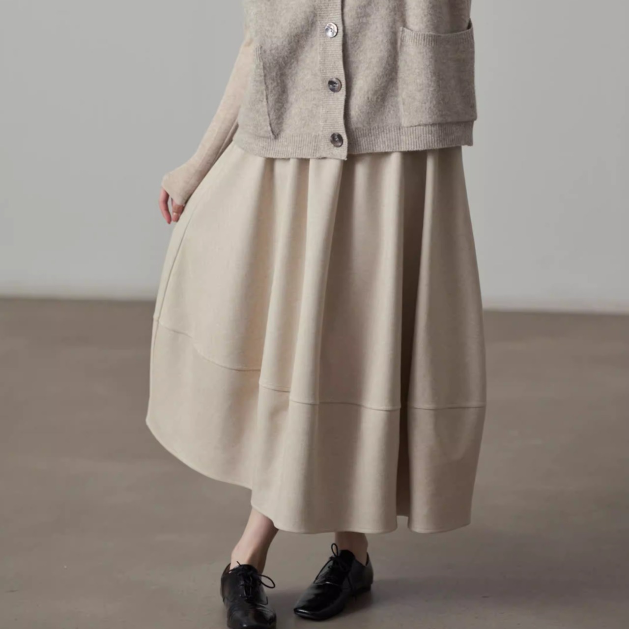 切り替え ミディアム丈 フレアスカート 00015・画像3
