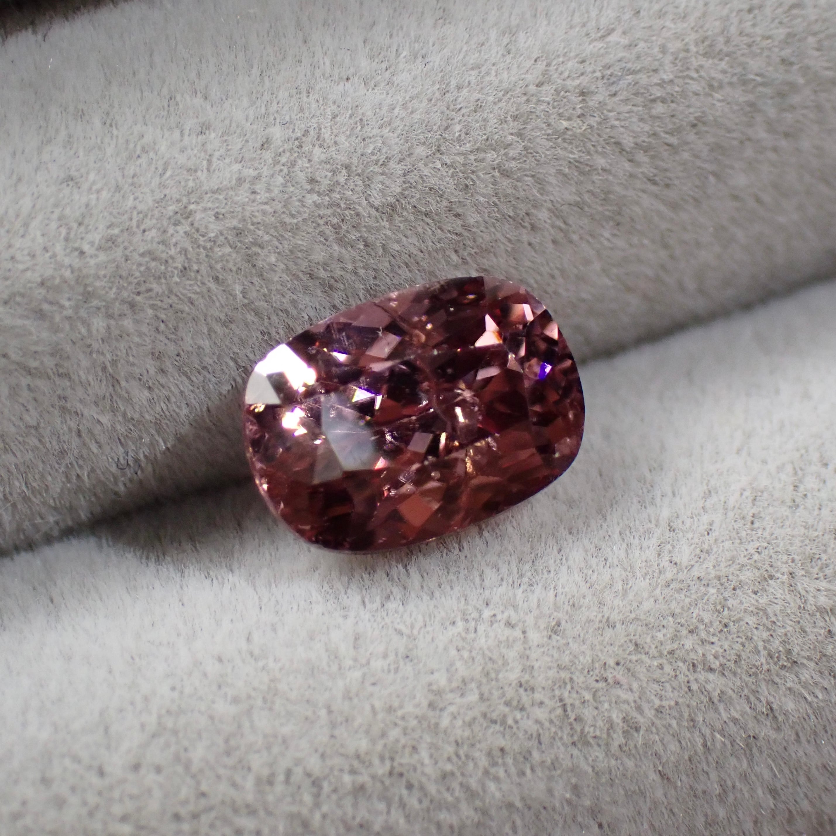 Red/Pink Zircon 8.3×5.9mm 2.45ct Cambodia | One Loose