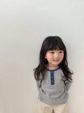 韓国子供服 / Digreen / 26Autumn / henley neck aletty tee / 長袖Tシャツ *S~XXL*