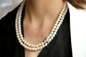 Double pearl lines necklace