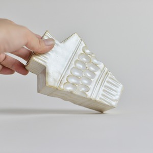 OluNoA / フラワーベース 【E】〈 陶器 / 花瓶 / 花器 / 花 / ドライフラワー / オブジェ 〉