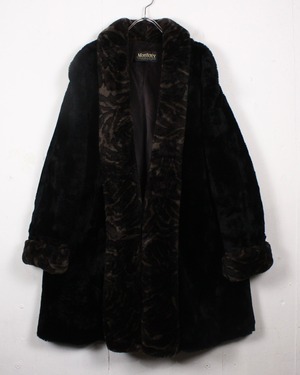 【Caka act2】Abstract Pattern Switching Vintage Faux Fur Coat