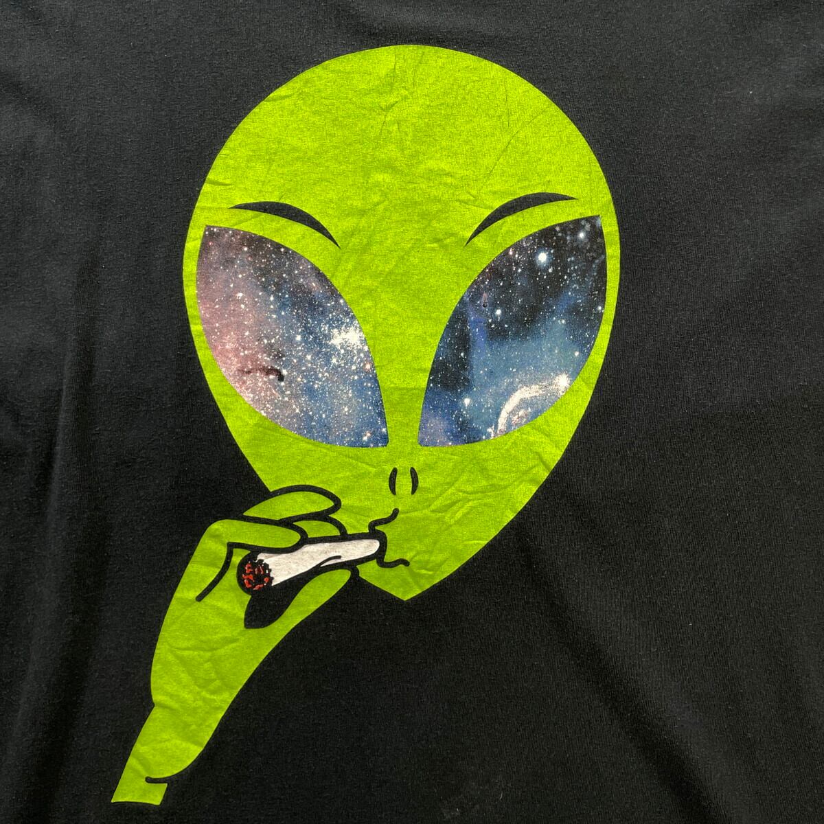 エイリアン 宇宙人 プリントTシャツ メンズXL 古着 宇宙 タバコ